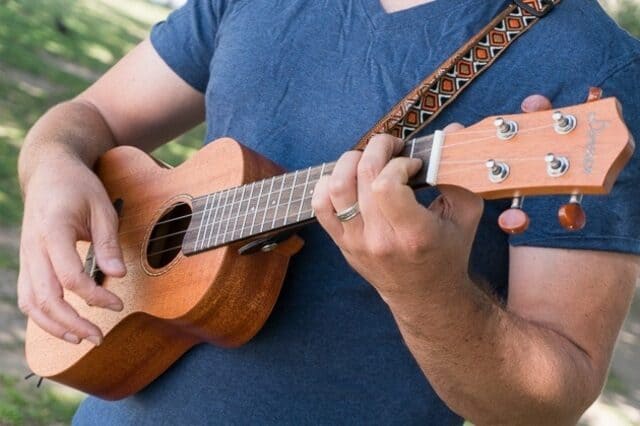How do I teach myself the ukulele - Learn Ukulele