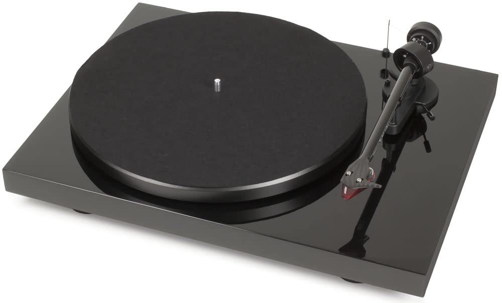 Pro-Ject Debut Carbon Turntable